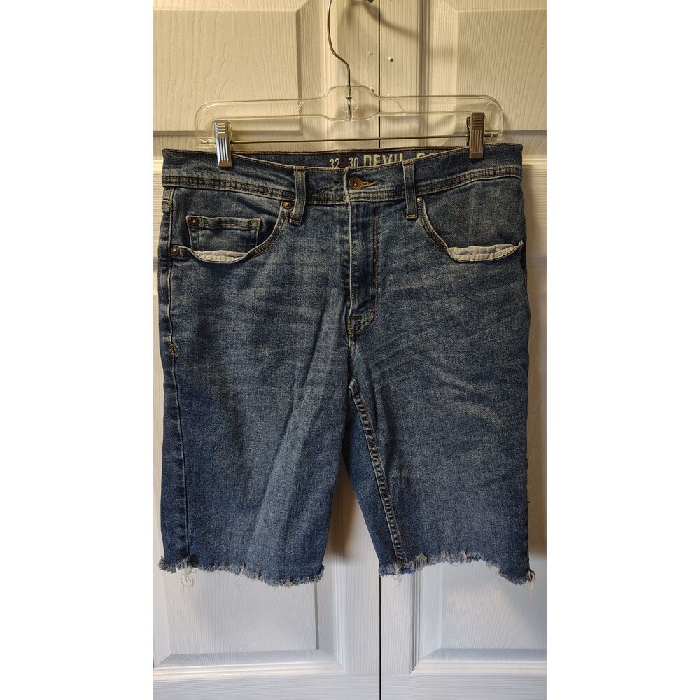 Devil-Dog Dungarees Custom Raw Hem Denim Shorts - Medium Wash Size W32